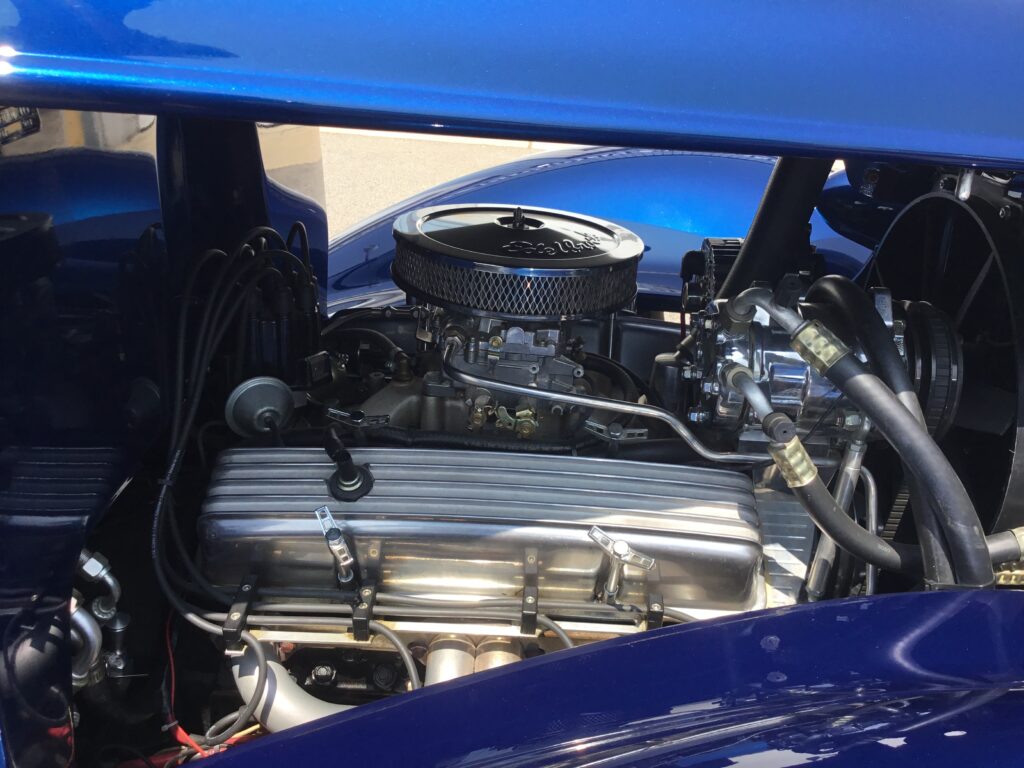 1935 Chevy Coupe restomod engine