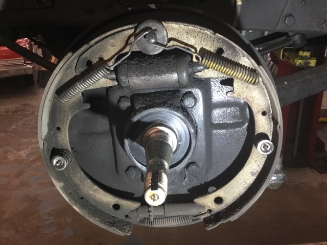 1940 Packard Super 8 drum brake / emergency brake