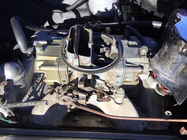 1966 Edelbrock carburetor