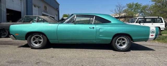 1969 Dodge Super Bee 440 Six Pack side view