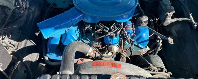 1970 Ford F250 engine bay