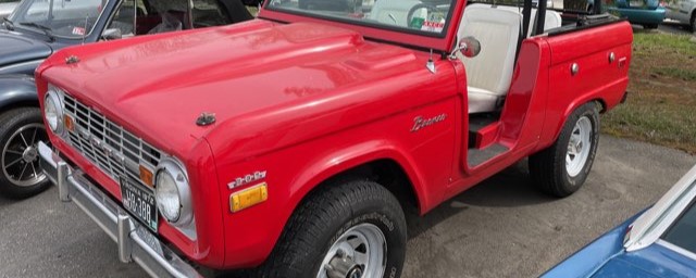 1972 Ford Bronco front view Black Wolf Automotive Specialties