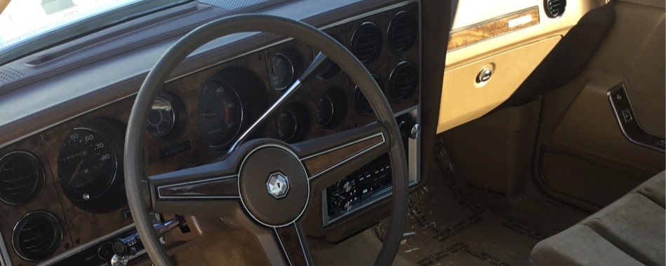 1985 Pontiac Grand Prix interior