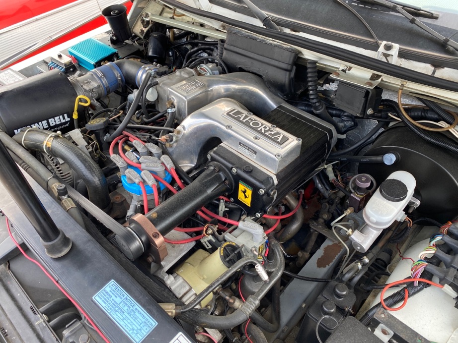 1989 Ferrari Laforza engine bay