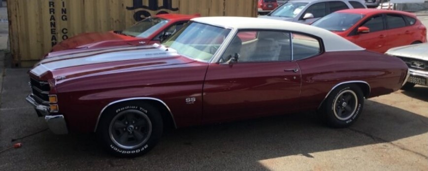 1971 Chevrolet Chevelle side view after Black Wolf Automotive restoration